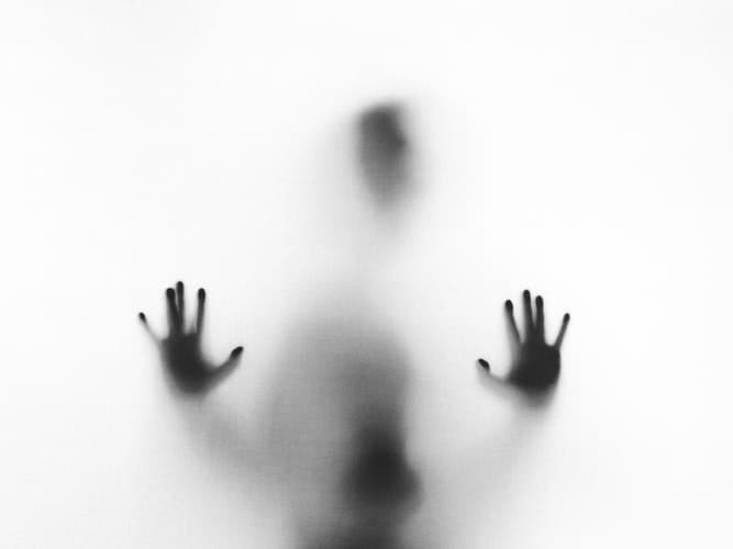 11 PEOPLE SHARED THEIR INSANELY SCARY SLEEP PARALYSIS STORIES - Lucid Dream Society